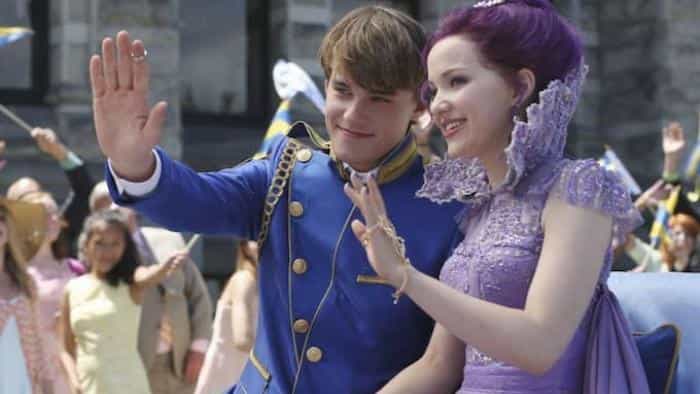 تماشای فیلم نوادگان محصول سال 2015 | چی‌بینو