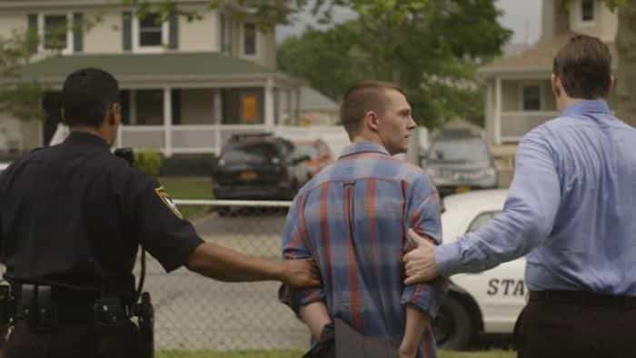 نقد و بررسی سریال یک انتخاب بد محصول سال 2015 | چی‌بینو