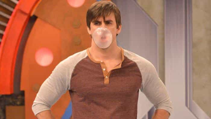 نقد و بررسی سریال هنری خطرناک محصول سال 2014 | چیبینو