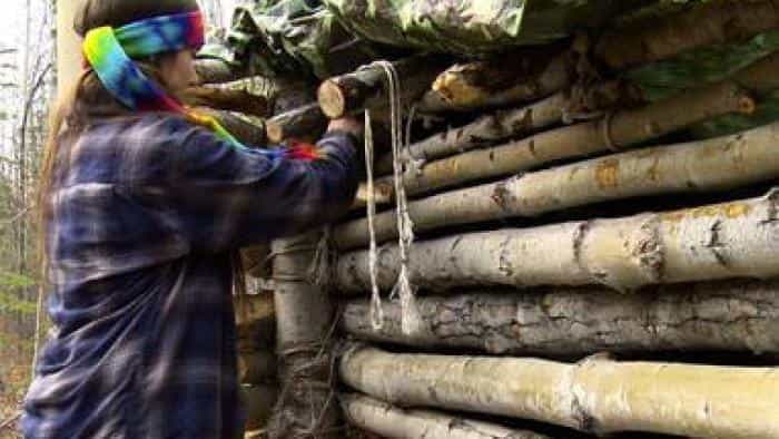 نقد و بررسی سریال مردم جنگل آلاسکا محصول سال 2014 | چیبینو