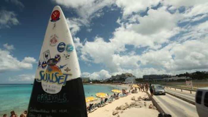 نقد و بررسی سریال عجایب جهان محصول سال 2013 | چی‌بینو