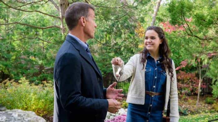 نقد و بررسی سریال جادوگر مهربان محصول سال 2015 | چی‌بینو