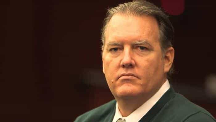 نقد و بررسی فیلم سه و نیم دقیقه، ده گلوله (2015) | چی‌بینو