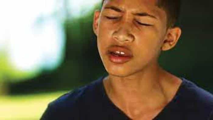 نقد و بررسی سریال نجات فردای من محصول سال 2014 | چی‌بینو