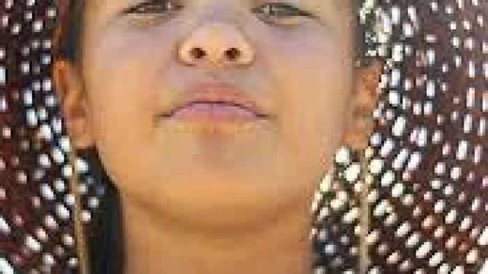 نقد و بررسی سریال نجات فردای من محصول سال 2014 | چی‌بینو