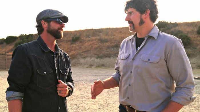 نقد و بررسی سریال چه اتفاقی می‌تواند رخ دهد؟ (2015)