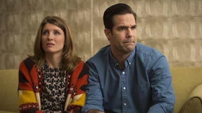 نقد و بررسی سریال فاجعه محصول سال 2015 | چی‌بینو