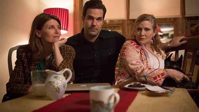 نقد و بررسی سریال فاجعه محصول سال 2015 | چی‌بینو