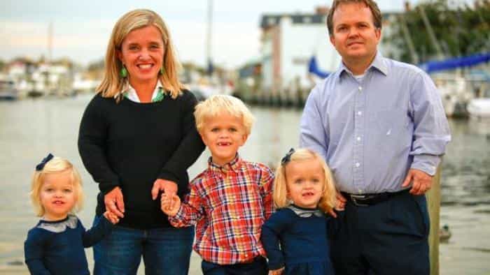 نقد و بررسی سریال خانواده کوچک ما محصول سال 2015 | چی‌بینو