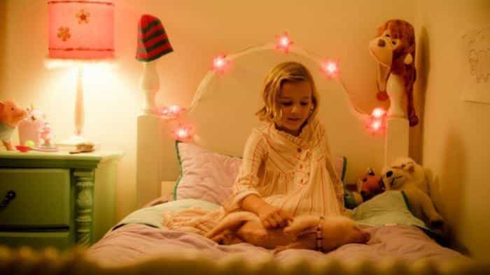 نقد و بررسی فیلم آرو: خوک شکم‌گنده محصول سال 2016 | چی‌بینو