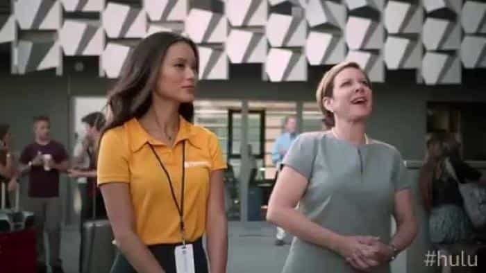 نقد و بررسی سریال مشاوران اقامتگاه محصول سال 2015 | چی‌بینو