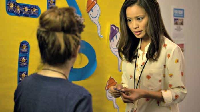 نقد و بررسی سریال مشاوران اقامتگاه محصول سال 2015 | چی‌بینو