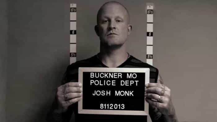 نقد و بررسی سریال موسیقی خارج از قانون (2015) | چی‌بینو