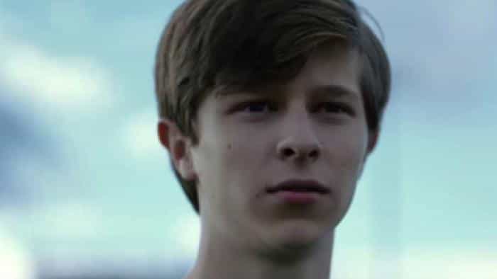 تماشای فیلم دختر ستاره‌ای محصول سال 2020 | چی‌بینو