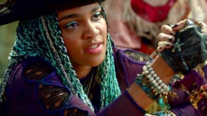 تماشای فیلم نوادگان 2 محصول سال 2017 | چی‌بینو