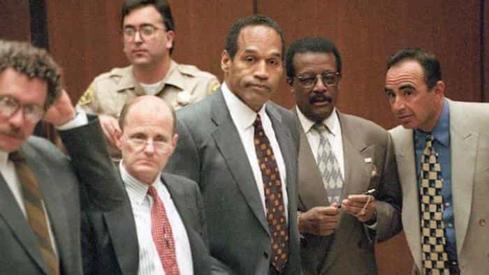 نقد و بررسی فیلم ا.ج.: ساخت آمریکا محصول سال 2016 | چی‌بینو