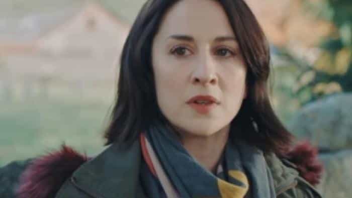 نقد و بررسی سریال واژهٔ آ محصول سال 2016 | چی‌بینو