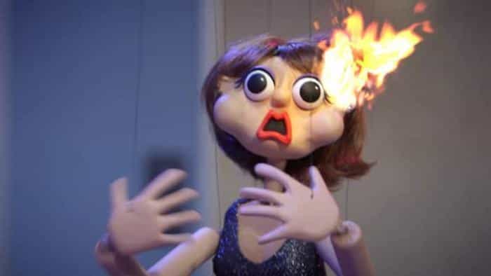 نقد و بررسی سریال هیجانانگیزترین داستان مهمانی (2016)