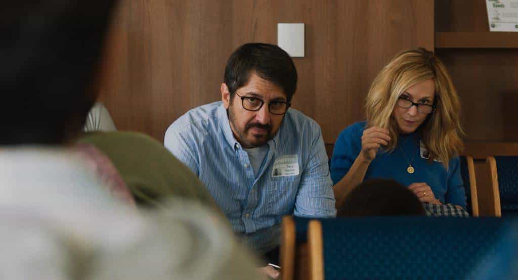 نقد و بررسی فیلم بیمار بزرگ محصول سال 2017 | چی‌بینو