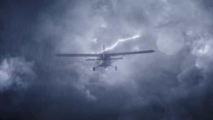 نقد و بررسی فیلم افق محصول سال 2020 | چی‌بینو