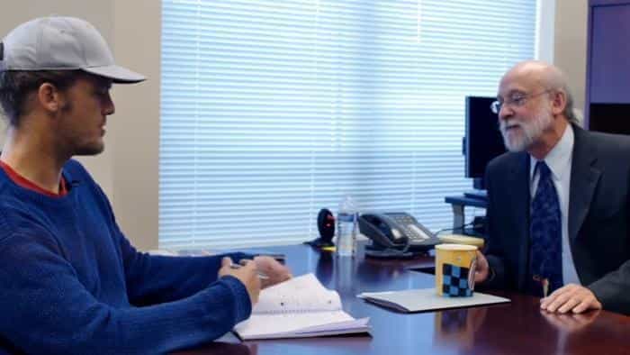 نقد و بررسی فیلم سلامت چیست؟ محصول سال 2017 | چی‌بینو