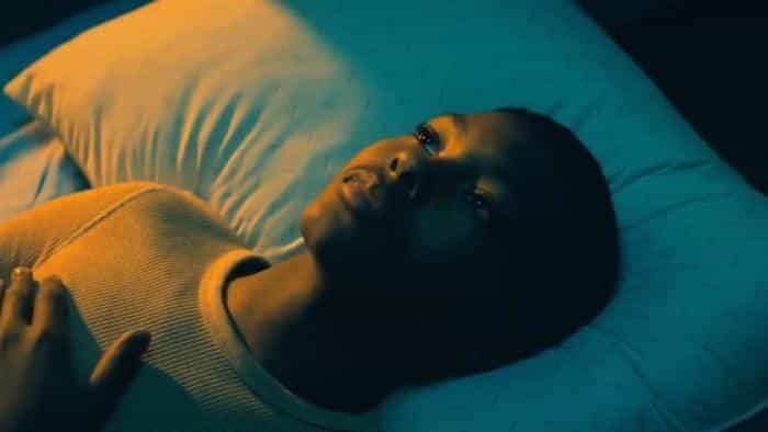 نقد و بررسی فیلم دولت اسیر محصول سال 2019 | چی‌بینو