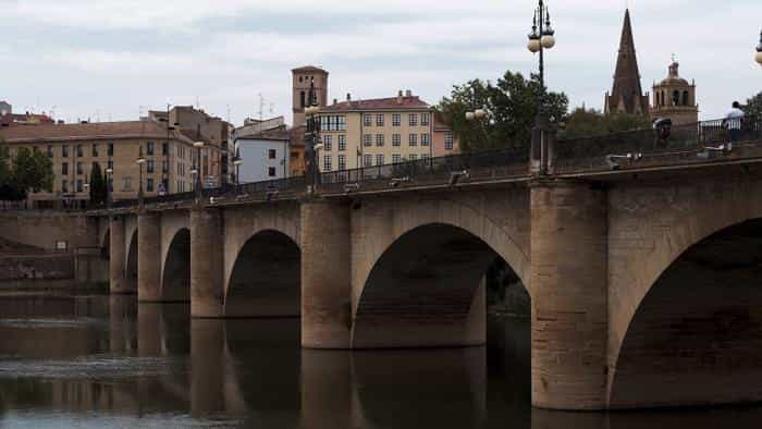 نقد و بررسی فیلم من شما را تشویق می‌کنم: ...(2017) | چی‌بینو