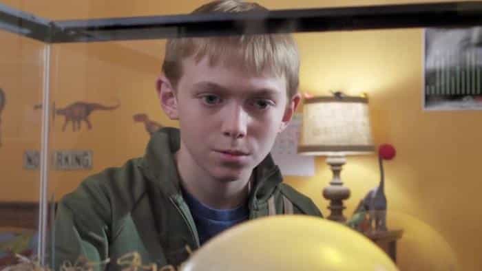 نقد و بررسی فیلم مدرسهٔ دوران ژوراسیک (2017) | چی‌بینو