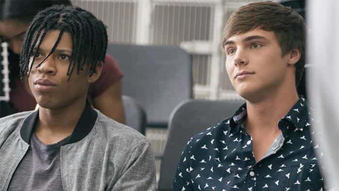 نقد و بررسی فیلم خیابان کانال محصول سال 2018 | چی‌بینو