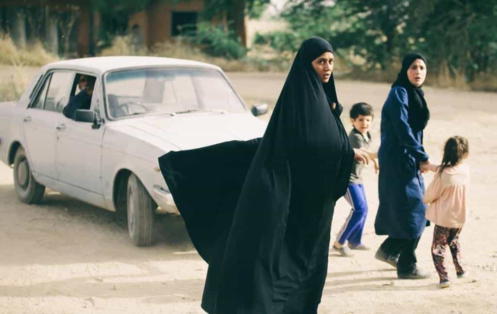 تماشای فیلم ویلایی ها محصول سال 2017 | چی‌بینو