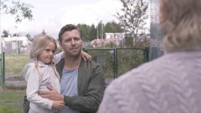 نقد و بررسی فیلم در سایهٔ درخت محصول سال 2017 | چی‌بینو