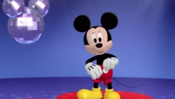 تماشای انیمیشن میکی موس و مسابقه ماشین سواری (2017)