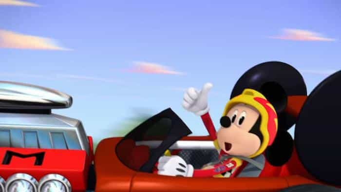 تماشای انیمیشن میکی موس و مسابقه ماشین سواری (2017)