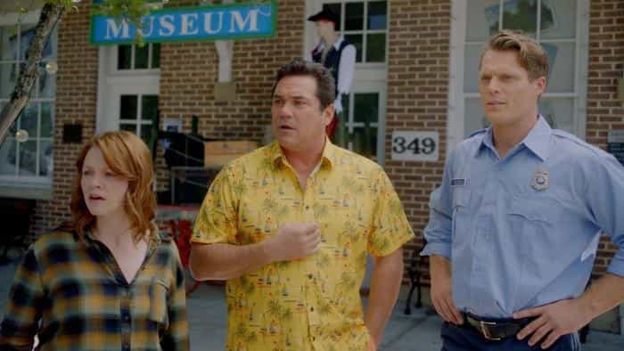 نقد و بررسی فیلم ماجراهای سگ بایونیک (2023) | چی‌بینو