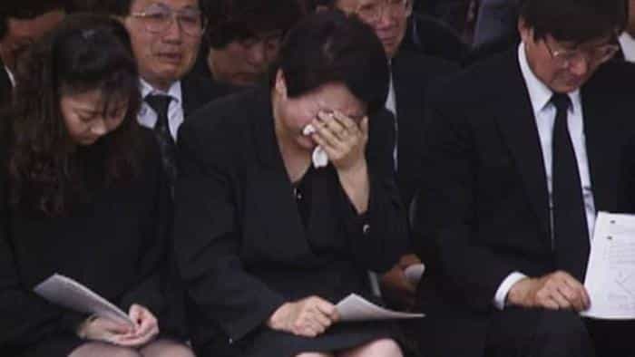 نقد و بررسی فیلم فرود بیاید: لس‌آنجلس ۱۹۸۲–۱۹۹۲ (2017)