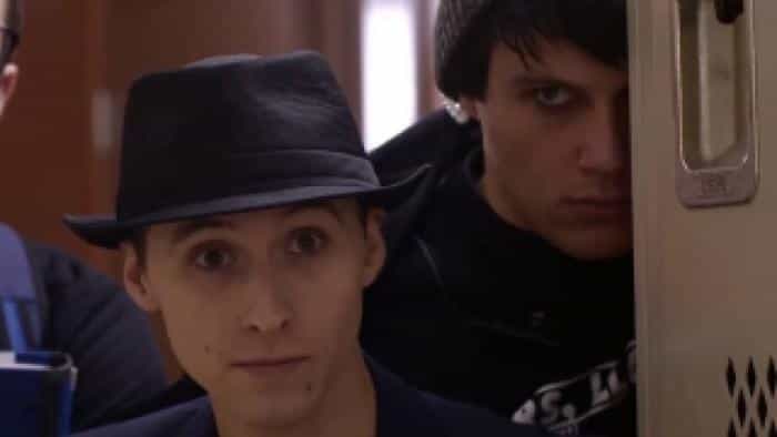 نقد و بررسی فیلم شرکت ردکننده شایعات (2019) | چیبینو