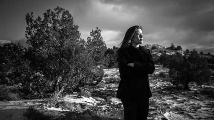 نقد و بررسی فیلم من جین دُئو هستم محصول سال 2017 | چی‌بینو