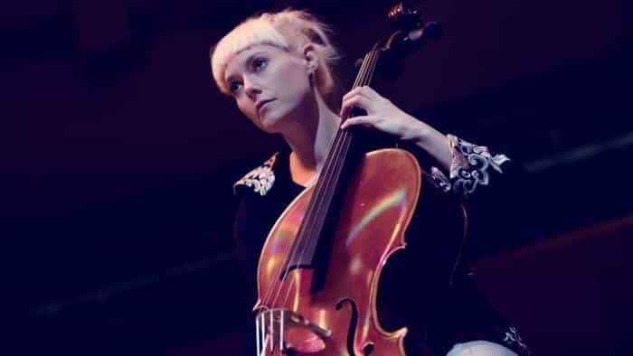 نقد و بررسی سریال مرثیه محصول سال 2018 | چی‌بینو