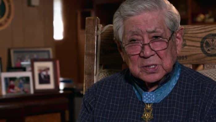 نقد و بررسی سریال مدال افتخار محصول سال 2018 | چی‌بینو