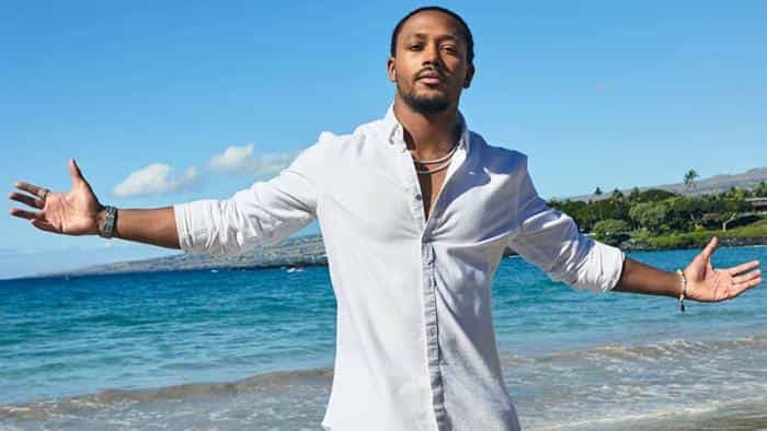 نقد و بررسی سریال آدم‌های سابق در ساحل (2018) | چی‌بینو