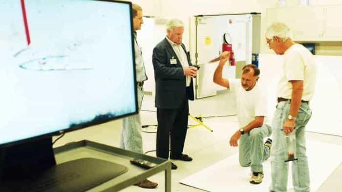 نقد و بررسی سریال دفاع آخر محصول سال 2018 | چی‌بینو