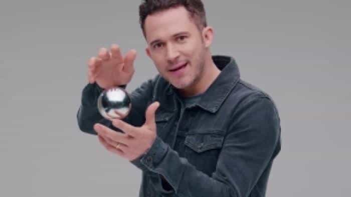 نقد و بررسی سریال جادو برای انسان‌ها (2018) | چی‌بینو