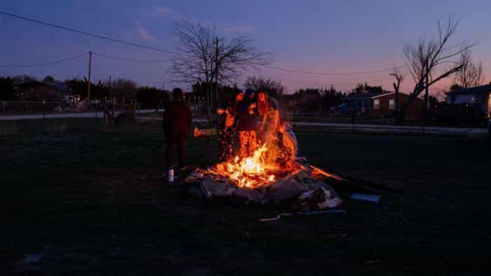 نقد و بررسی فیلم نوک محصول سال 2021 | چی‌بینو