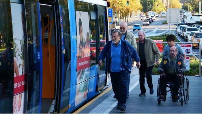 تماشای فیلم هیچگاه دیر نیست محصول سال 2020 | چی‌بینو