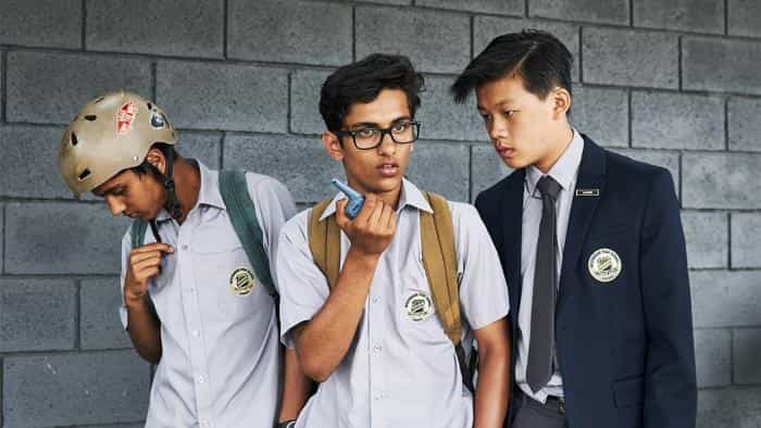 نقد و بررسی سریال فهرست نشده محصول سال 2019 | چی‌بینو