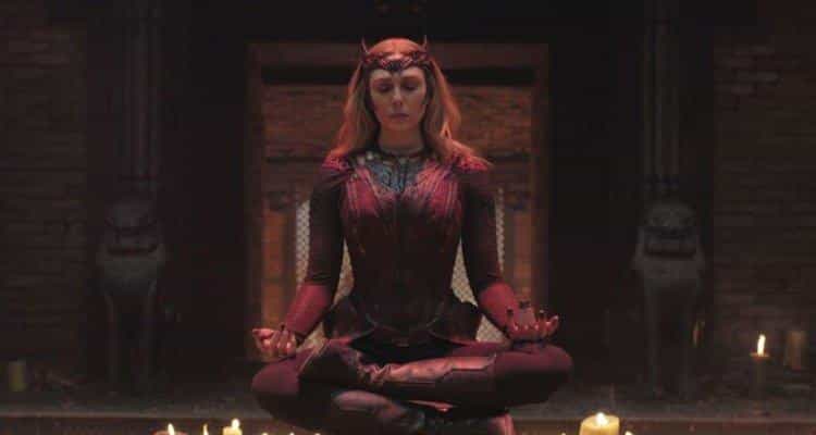 تماشای فیلم دکتراسترنج در چندجهانی دیوانگی (2022) | چی‌بینو