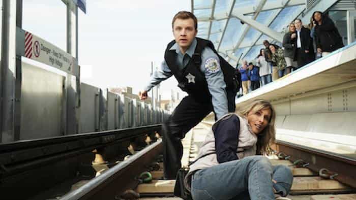 نقد و بررسی سریال خط قرمز محصول سال 2019 | چی‌بینو