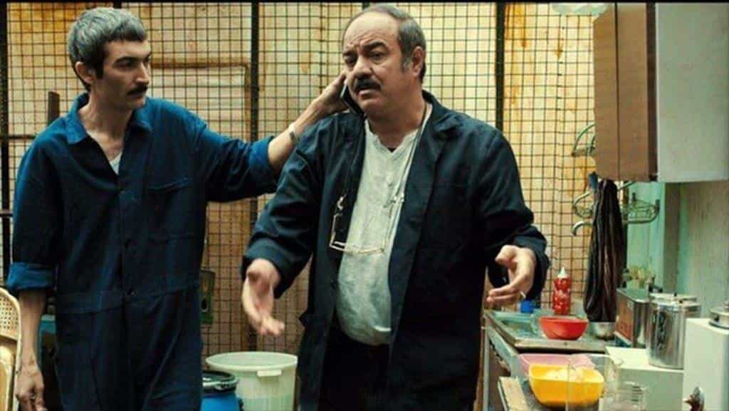 نقد و بررسی فیلم حمال طلا محصول سال 2018 | چی‌بینو