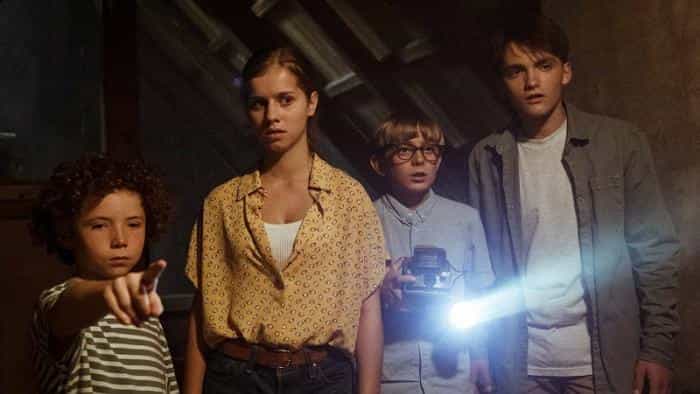 نقد و بررسی فیلم خانه ترسناک محصول سال 2020 | چی‌بینو