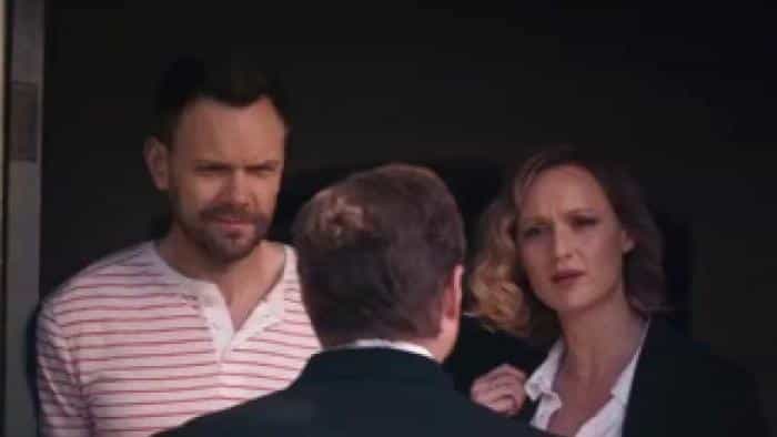 نقد و بررسی فیلم خوشحالانه محصول سال 2021 | چیبینو